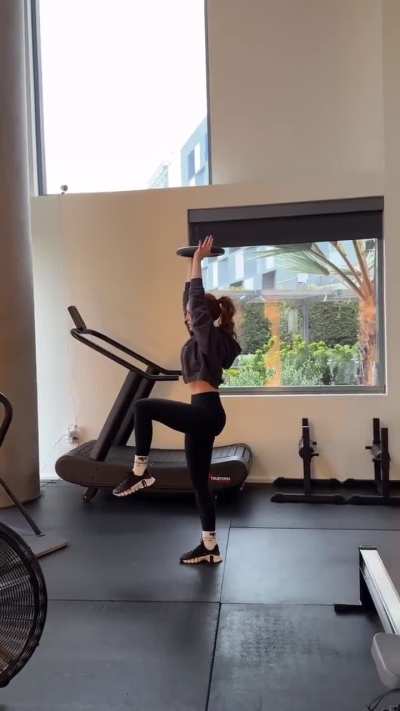 MadelainePetsch