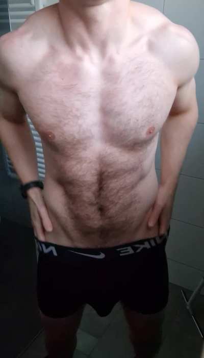 [41] Looking for something to slap