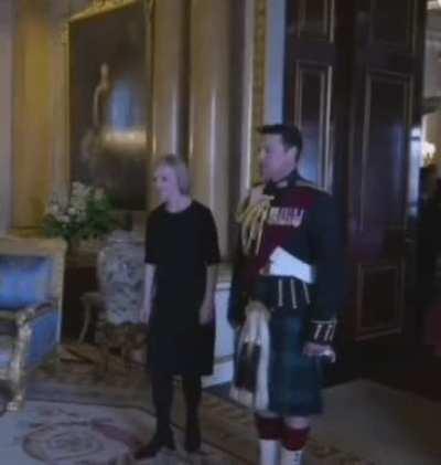 Prime Minister Liz Truss' curtsy to the King