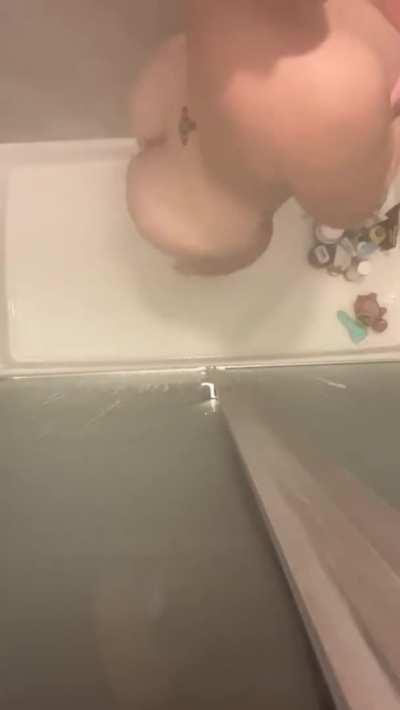 Shower ass clapping