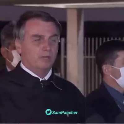 Bolsonaro pergunta quem matou Bolsonaro