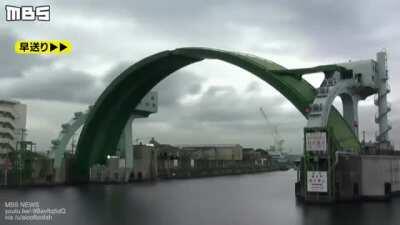 Unique arched floodgates protect from typhoons and storm surges in Osaka, Japan