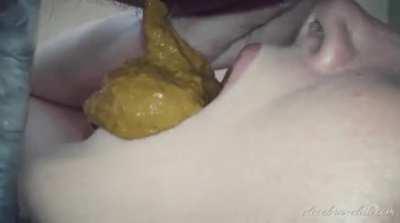 Young cute submissive girl eat diarrhea from her boyfriend