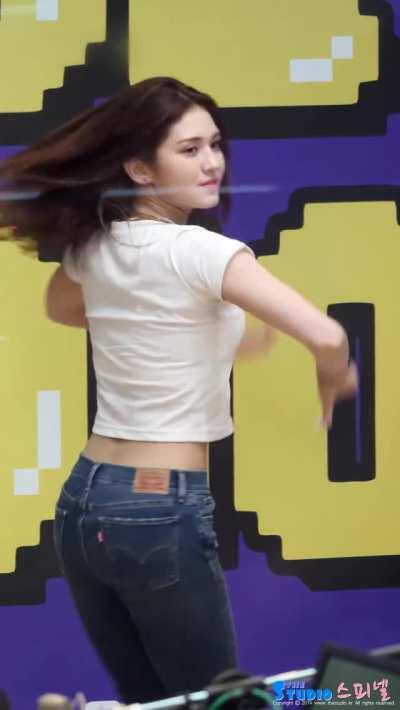 Bouncy Somi