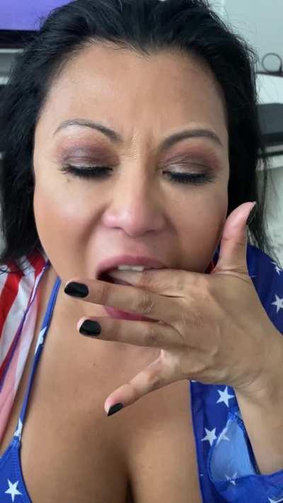 Swallowing Cum on Memorial Day