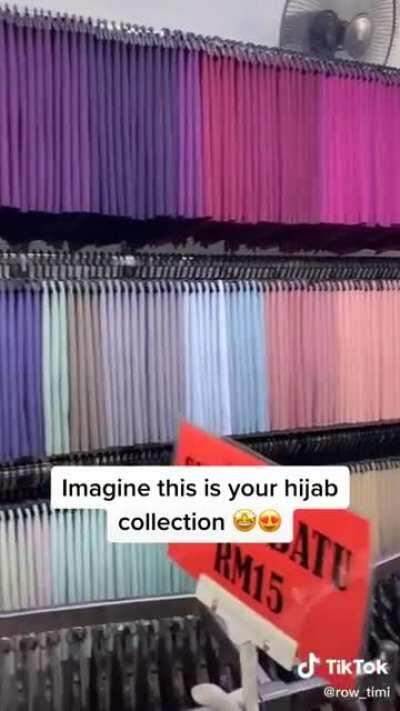 It really be like that sometimes. Also that store's every hijabi's dream😭😭