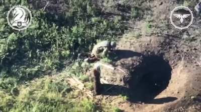 Russian soldier running in circles trying to escape a Ukrainian fpv drone. Fortunately it proves futile. From the 47th mechanized brigade 