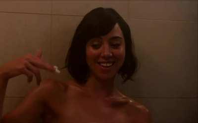 Aubrey Plaza fingering another girls plot - From Mike and Dave Need Wedding Dates