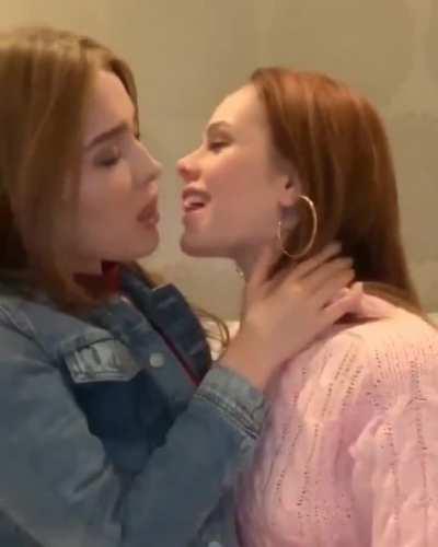 Jia Lissa &amp;amp; Ella Hughes...wow