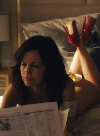 Carla Gugino Perfect Ass Plot In Jett (TV Series 2019– ) [S01E01E05]