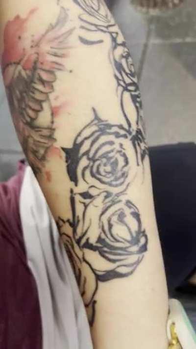 Nobara/Itadori Rose Tattoo finally almost healed up 😚