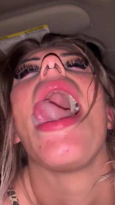 Thick load in her mouth