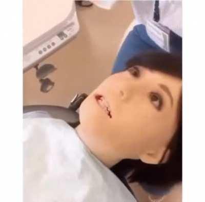 Malfunctioning dental robot