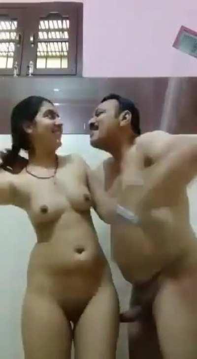 INDIAN COUPLE MMS LEAK PART2