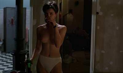 Kate Beckinsale - Uncovered (1994)