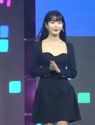 IU