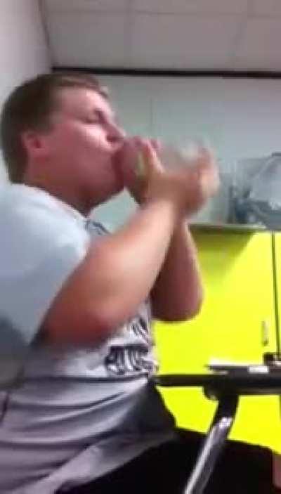 drinking waterbottle in 2 seconds