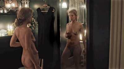 Rosamund Pike