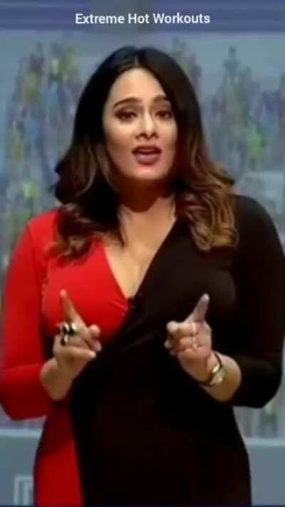 2 BIG reasons to love the BUSTY MILF Mayanti