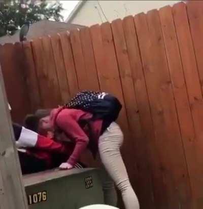 Thot sucking dick right after school😨