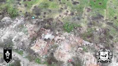 UA 92nd Assault Brigade's 1st Assault Battalion and 'SPC Division' drone teams spotted Russian infantry groups entering the ruins of residential housing, striking the Russian assault groups from all sides with drones and small arms fire. Published June 30