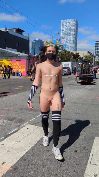 naked at Folsom st fair!