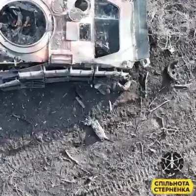 Ukrainian FPV kills Russian soldier after impact near cranial region *Graphic*