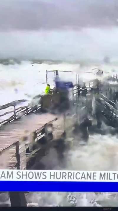 Guy Battles Hurricane Milton to Put Up a Trump Flag