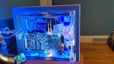 The PC of Promised Victory - Saber themed PC build