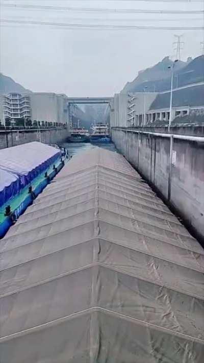 Timelapse of 5-step ship locks at the Three Gorges Dam, the largest dam in the world