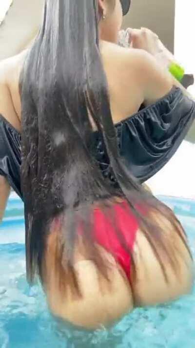 🍑🔥👙