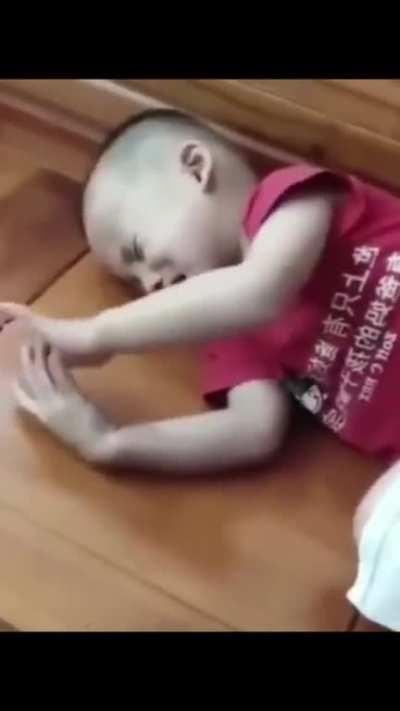 I know this video is viral already but I want more people to see it, in this video you can see 4 year old sleeping and scrolling on a phone in his dreams.