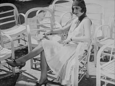 Unknown French woman - A propos de Nice (1930)