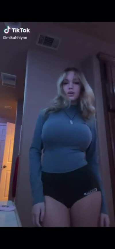 Thank you for 100 upvotes on the last one, here’s a video of the perfect Mikahlynn in a gorgeous tight top