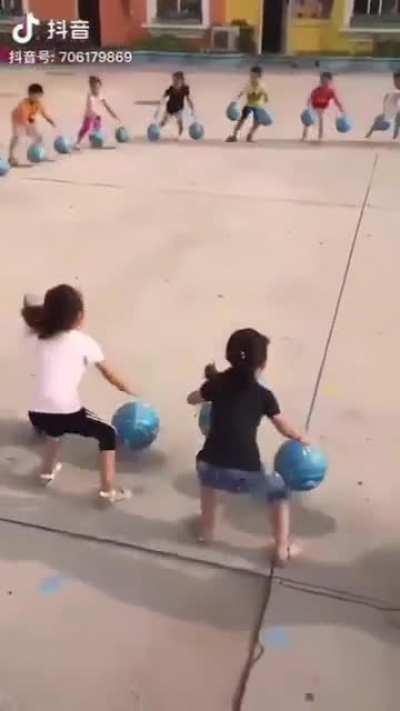 a kindergarten game in China