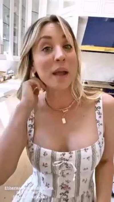 Kaley Cuoco
