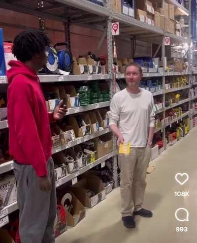 Douchebag tik toker thinks insulting random shoppers is humor