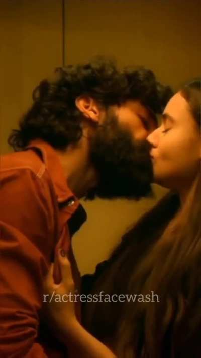 Janki Bodiwala Hot Kiss Scene in Trisha On The Rocks 