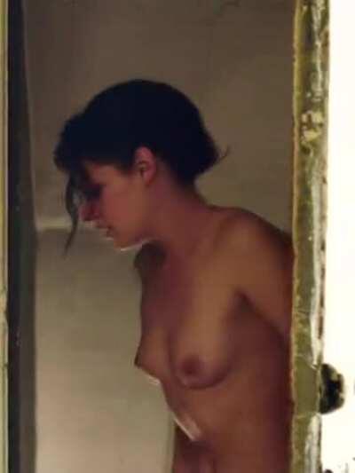 Kristen Stewart's titties