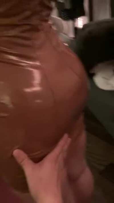 my bubble butt in latex 🧡