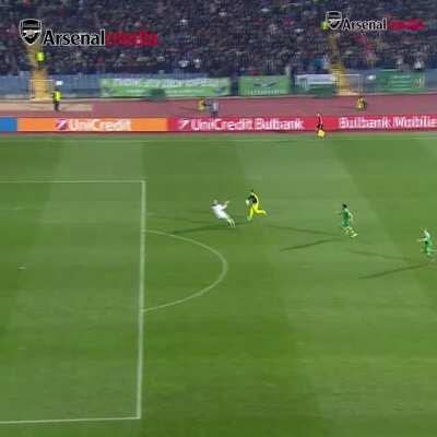 On this day, Ozil scored this incredible solo goal against Ludogorets