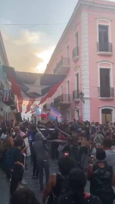 Guillotine being carried to governor's office in Puerto Rico during their BLM protest