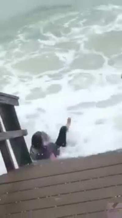 HMC while I catch these waves