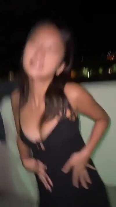 Dusky slut