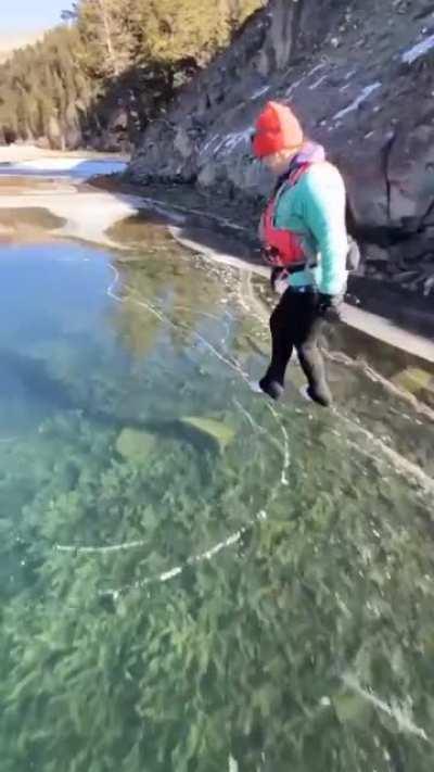 🔥 Skating on a perfectly clear frozen lake in Colorado 🔥