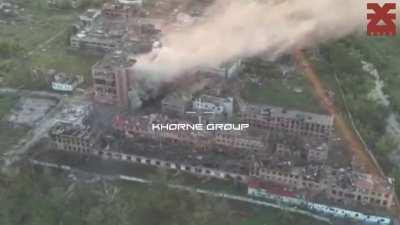 Ukrainian shelling/strikes on Russian positions in Vovchansk aggregate plant. Late June 2024