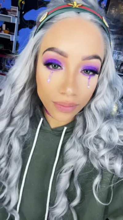 Sasha Banks Pulling Off Liv Morgan’s Look