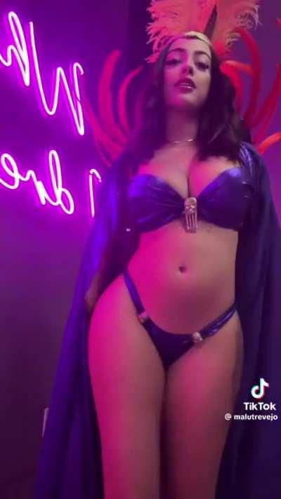 Malu Trevejo for Halloween