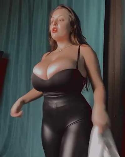 ðŸ”¥ Big Nipples Huge Tits Sheer Clothes Porn GIF by anon_wa...