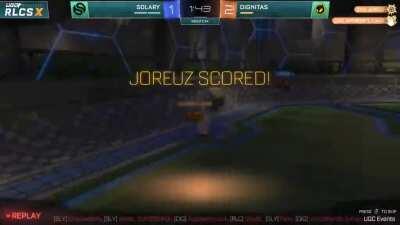 [RLCS X EU] ApparentlyJack flips down to recover, tees up Joreuz with a fantasic flick